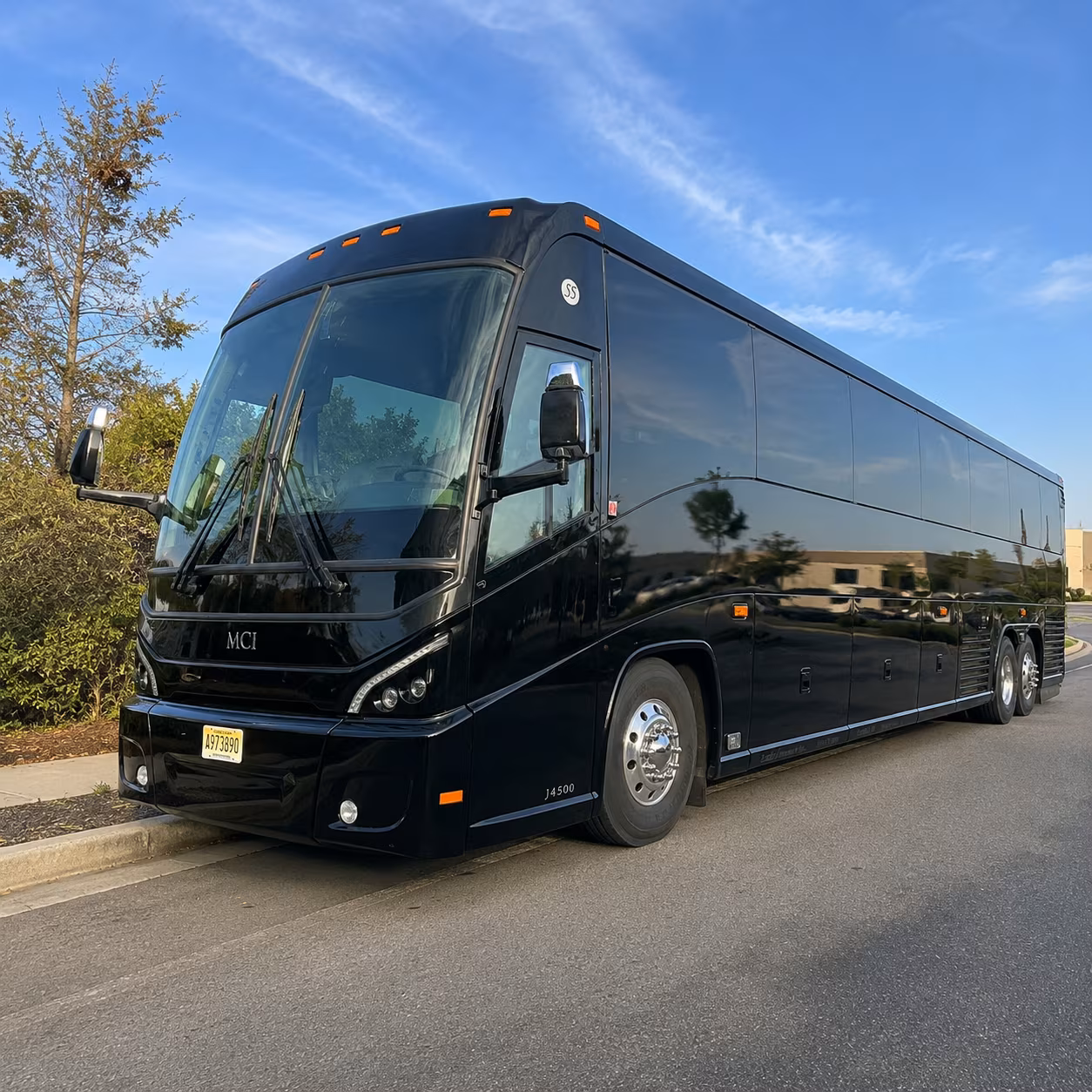 ontario charter bus rentals for airport transfers