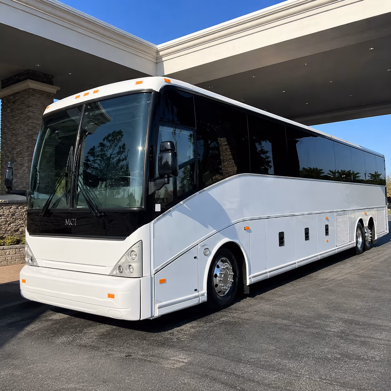 ontario charter buses for ontario players coaches staff and fans
