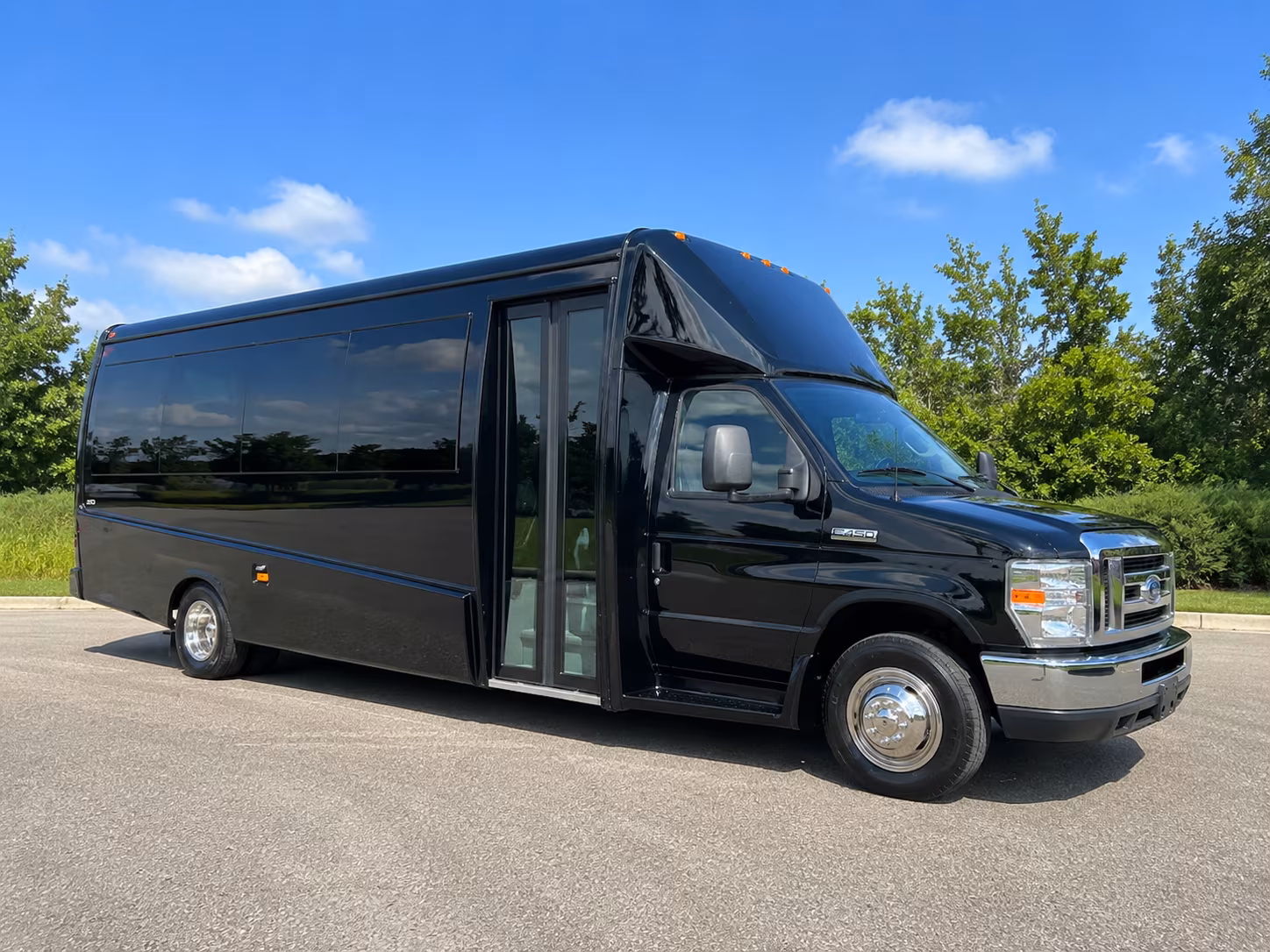 pomona bus rentals