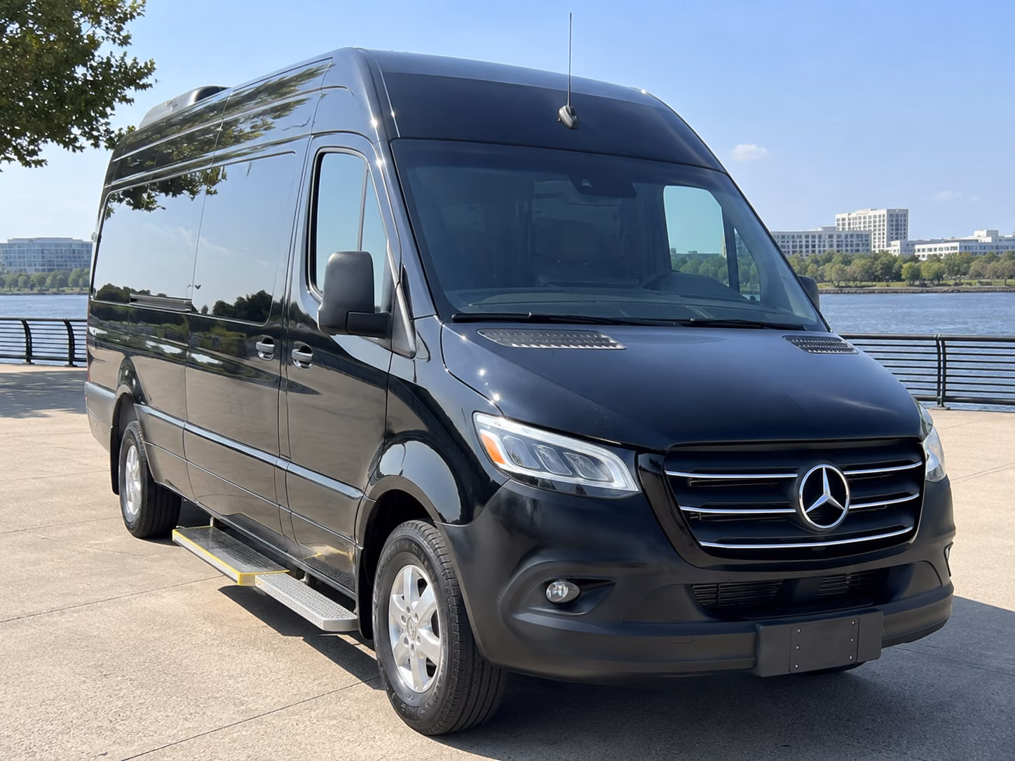 Rancho Cucamonga Wine Tour & Brewery Transportation
