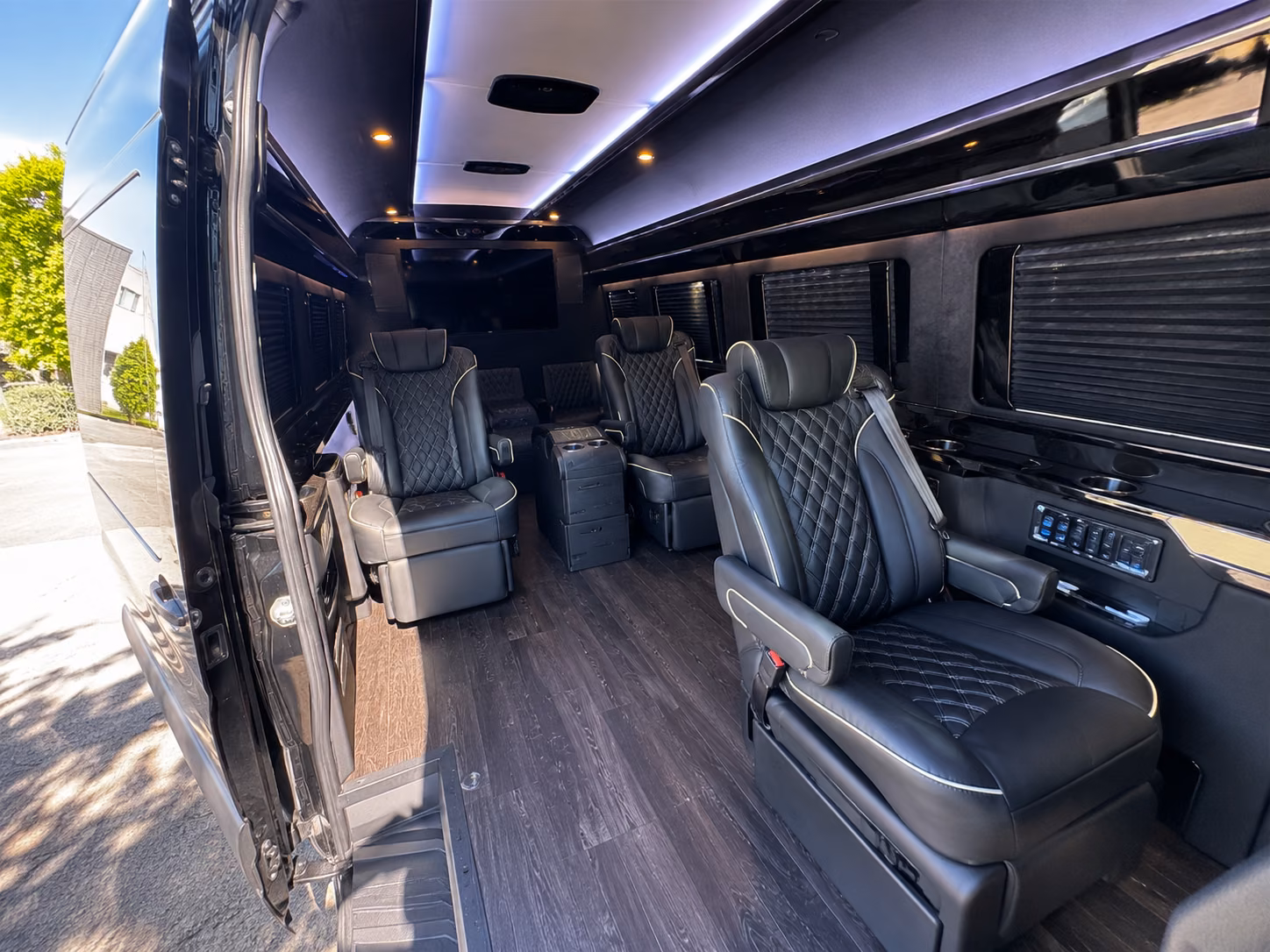 rialto group airport transportation