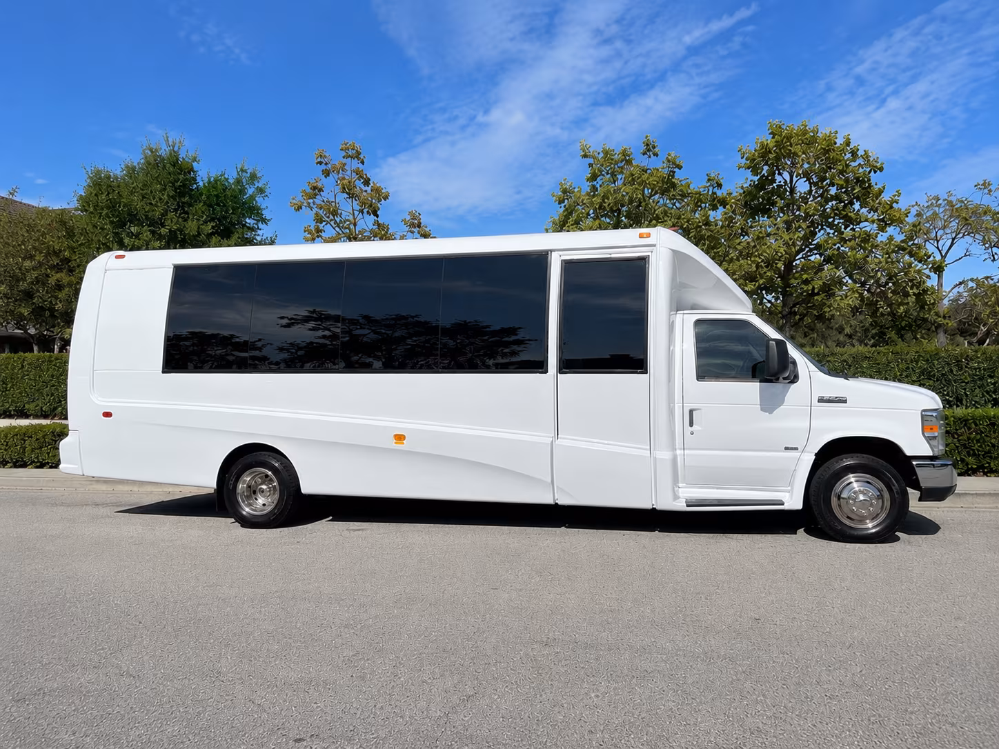 riverside make an entrance with riverside prom transportation