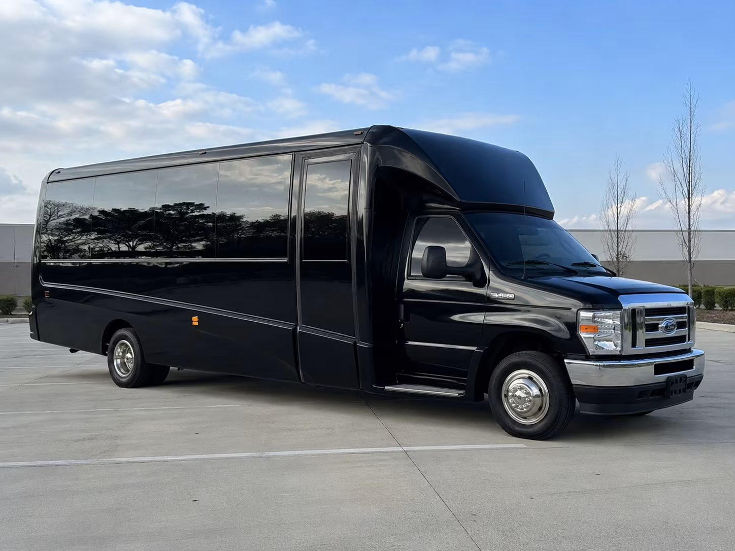 upland winery tour bus transportation in upland